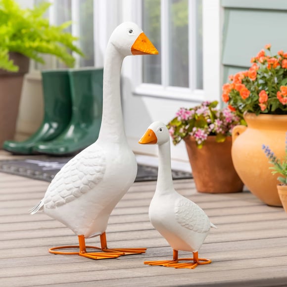 Giddy the Porch Goose 21" &amp; Georgie the Porch Goose 13"